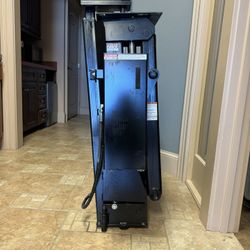 Tommy Gate, Shelf & Car Barrier $1,500 OBO