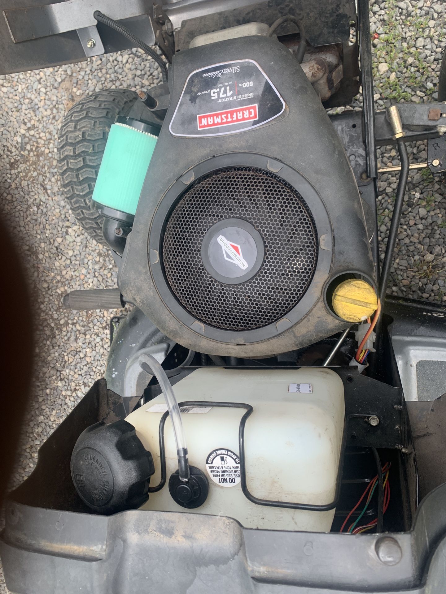 Craftsman LT1500 Lawn Tractor 42Inches Mower for Sale in Auburn,