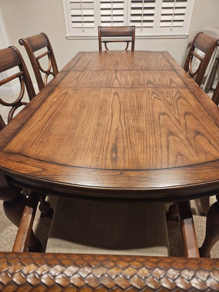 Formal Dining Table And hutch
