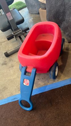 Step2 Kids Plastic Cozy Coupe Wagon