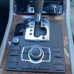 Audi A8 MMI Control 