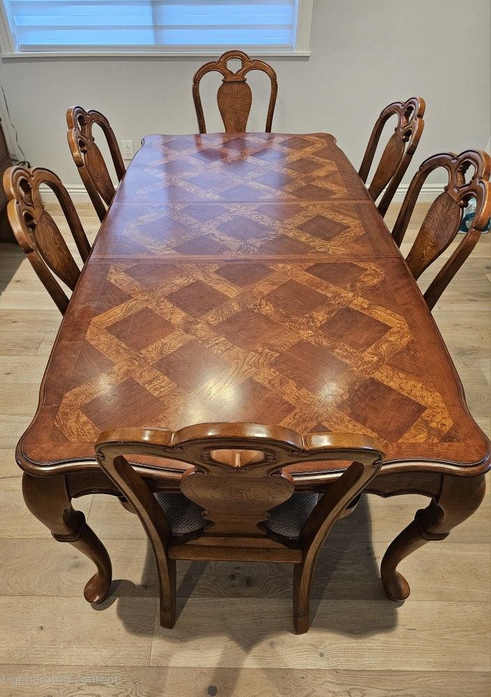 Dining Room Table & Chairs