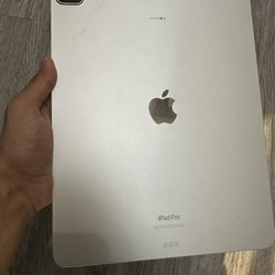 iPad Pro 12.9” 6th Generation 1TB Silver 