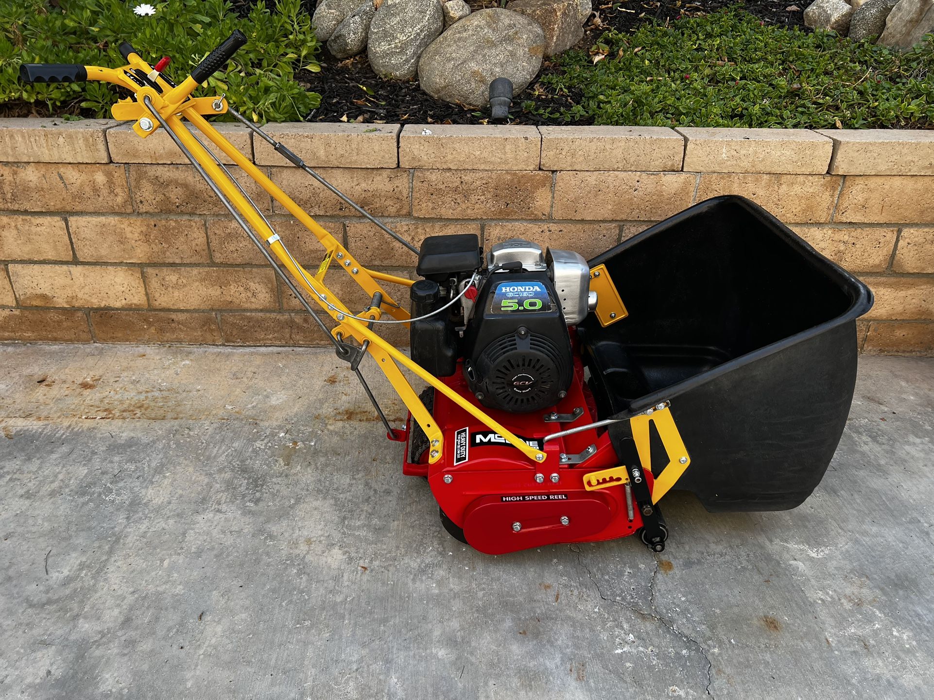 Mclane 25” Reel lawn mower
