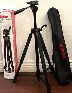 Sunpak Pro 66 Camera Tripod – Open Box – Carry Bag Included