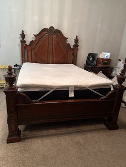 Queen Bed
