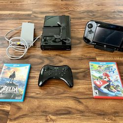 DELUXE 32GB GREAT WORKING CONDITION Nintendo Wii U (includes everything on pic)