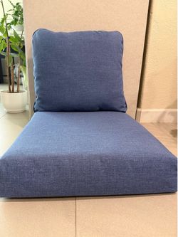 Like new outdoor furniture replacement cushions
