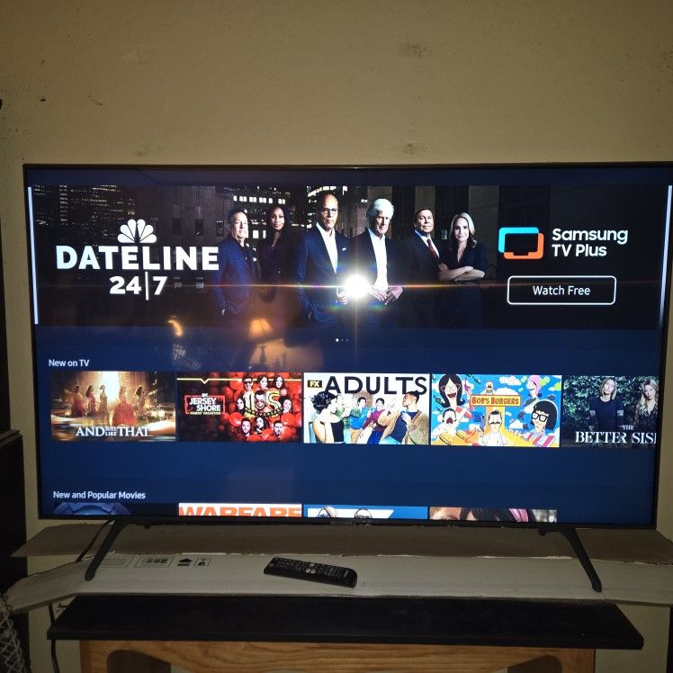 Samsung 55” 4K Smart TV (TU690T Crystal UHD) – Like New!