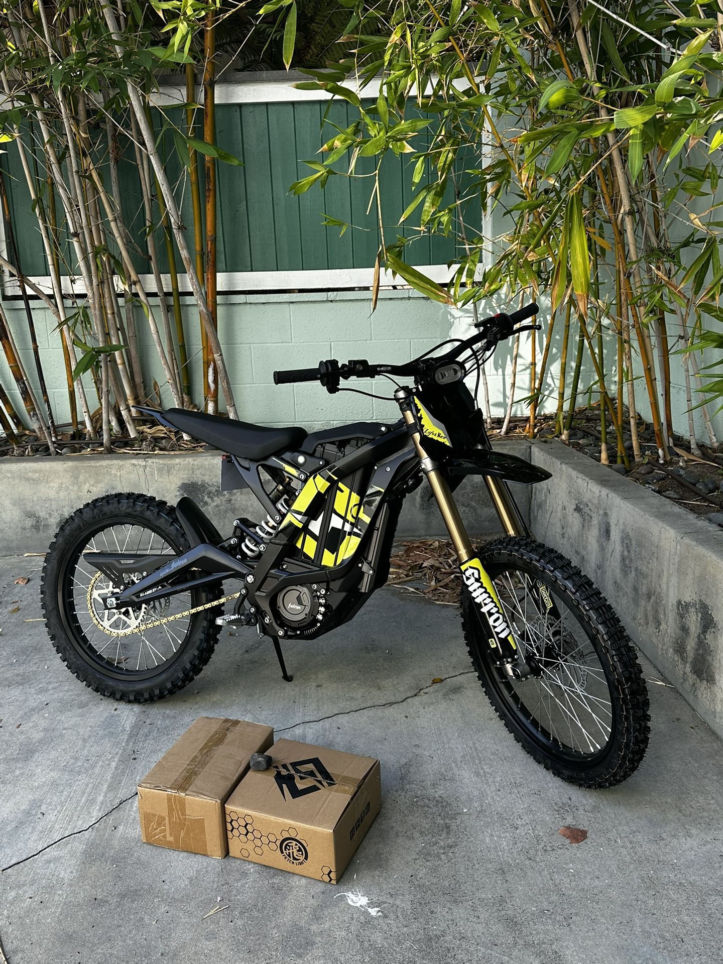Brand New 2025 Surron Light Bee X