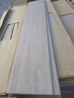 Pallet 800 ft² -Wood Look Porcelain Tile 8x40..