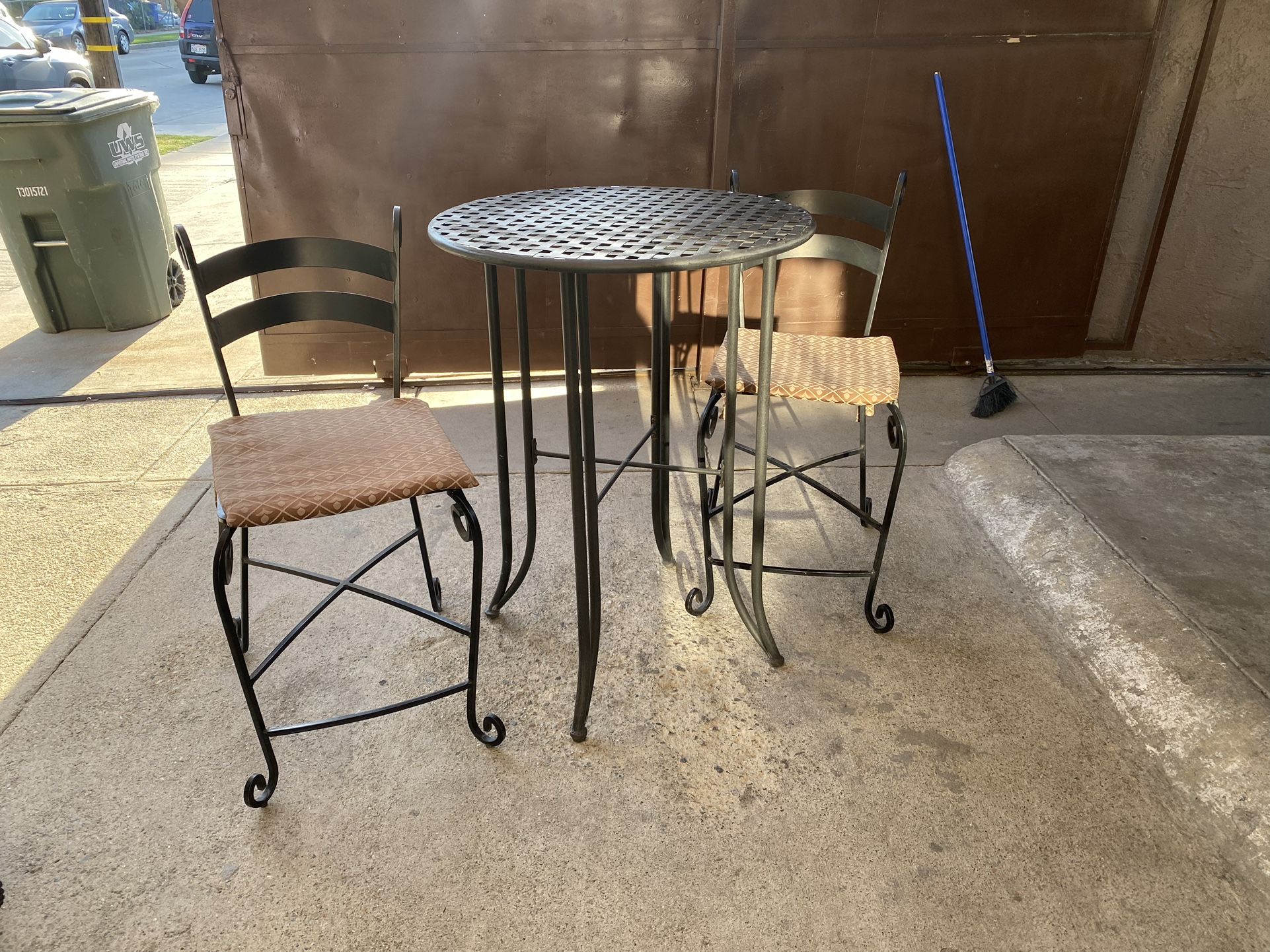 Kitchen Stools Modani Bar Stools Table With Two Bar Stools Metal