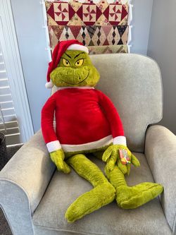 4’ plush Grinch New