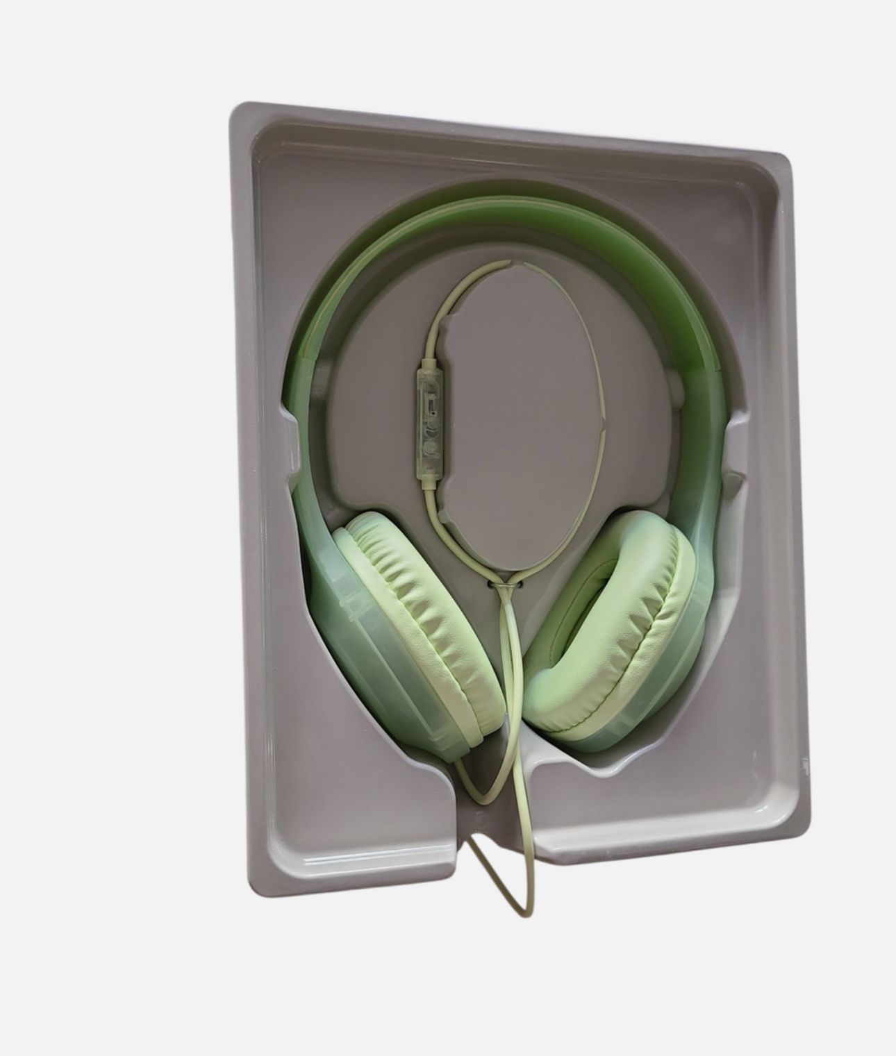Wired On-Ear Headphones - heyday™