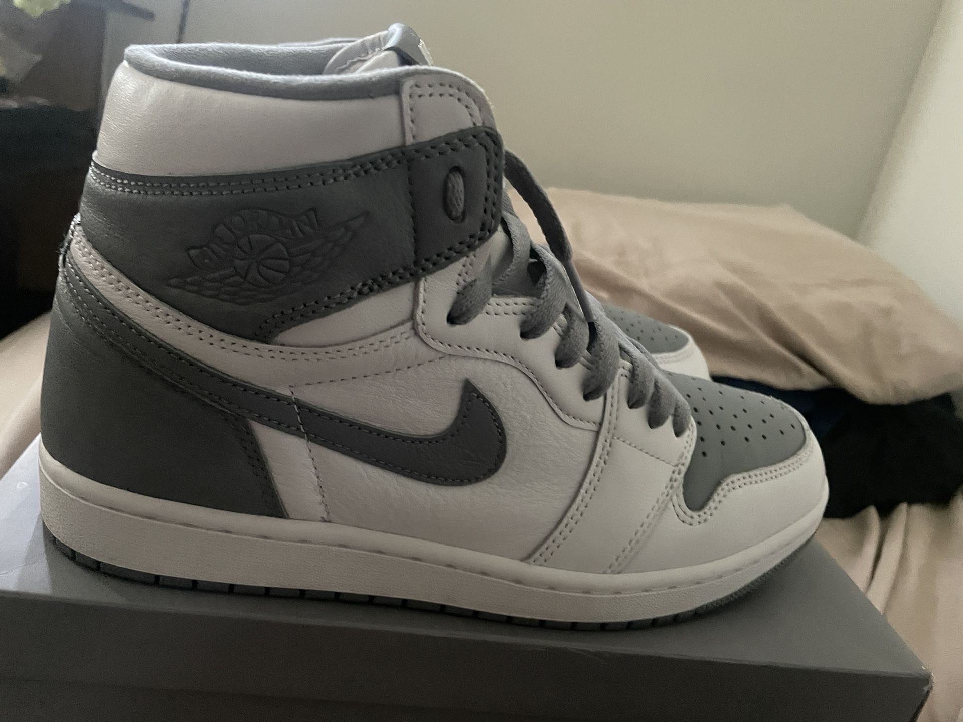 Air jordan 1 Retro High OG stealth