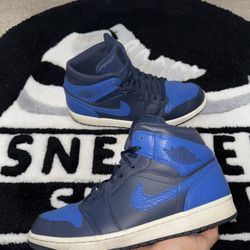 Air Jordan 1 Retro Mid Obsidian Royal (Size 11)