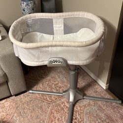 Halo Bassinest Swivel Sleeper