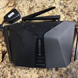 NETGEAR RAX50-100NAR Nighthawk 6-Stream AX5400 WiFi Router