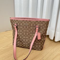 Coach Medium-Sized Tote Bag