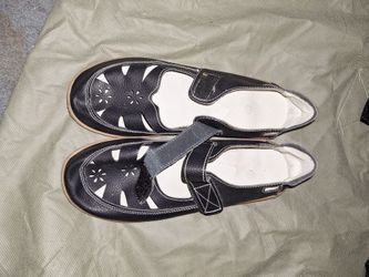 Shoes/off brand/black/sz 42/10US
