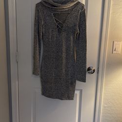 Gray Short Long Sleeve Dress M Size 