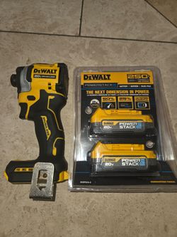 DeWalt 20V Brushless Impact Driver with 2 PowerStack Batteries