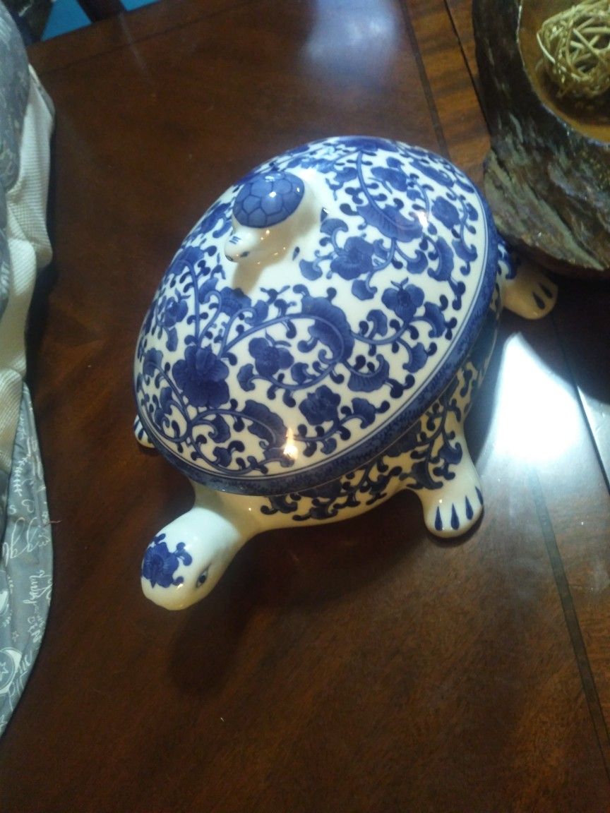 Glass Turtle