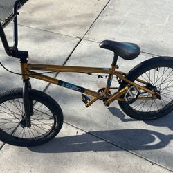 Mongoose bmx Bike