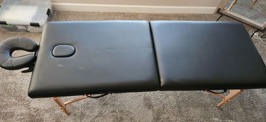 Massage table w/bolster