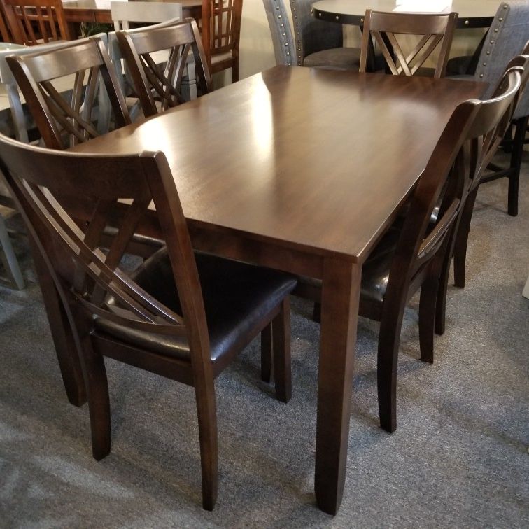 Brand New 60"×36"×30"H Brown Dining Table + 4 Chairs + Bench