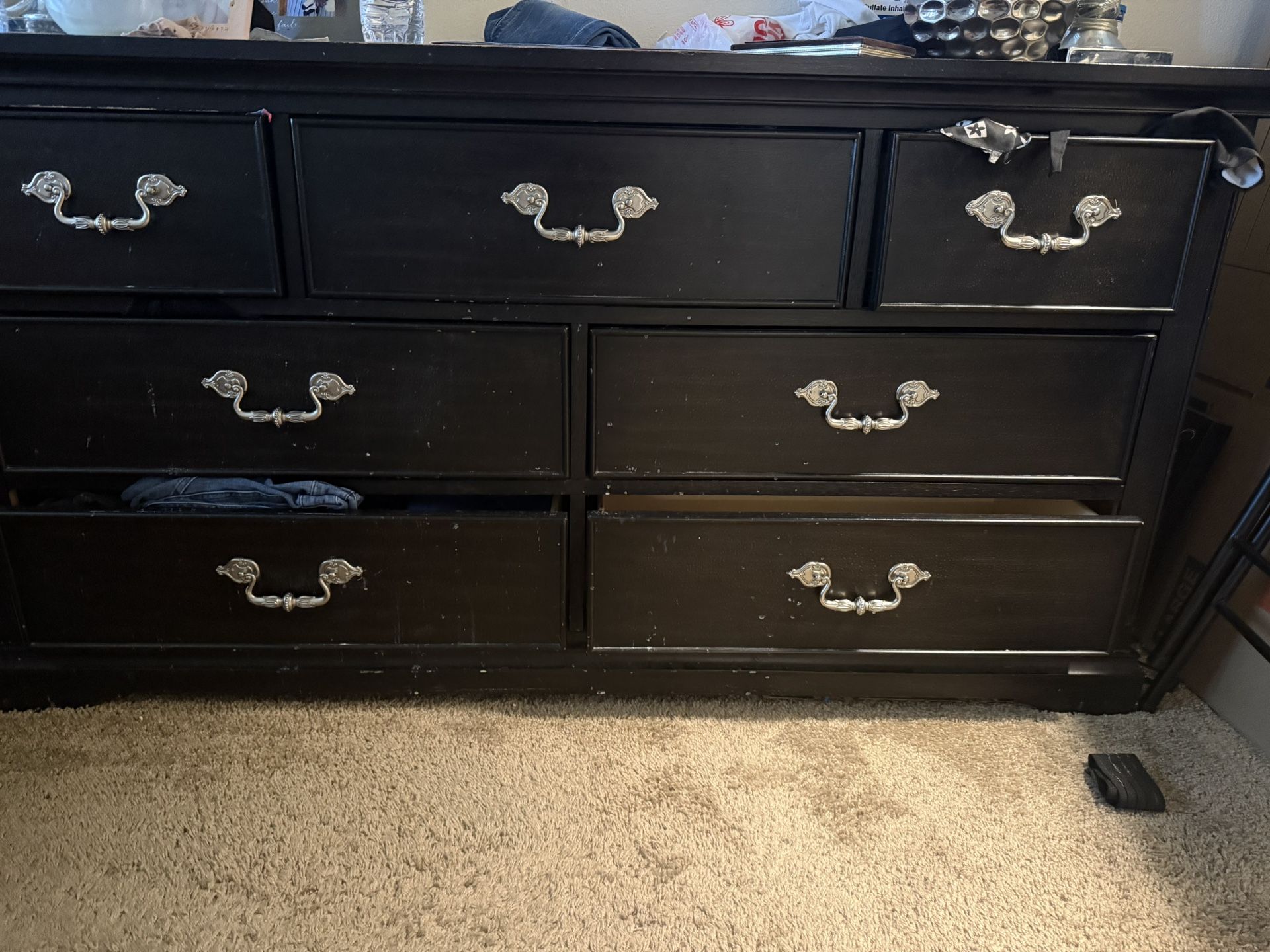 Free !!!! Bedroom Set