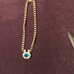 Vintage Retro Monet Chunky Gold Tone Blue Rhinestone Statement Necklace 16"