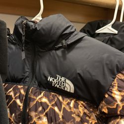 north face, winter, puffer. 