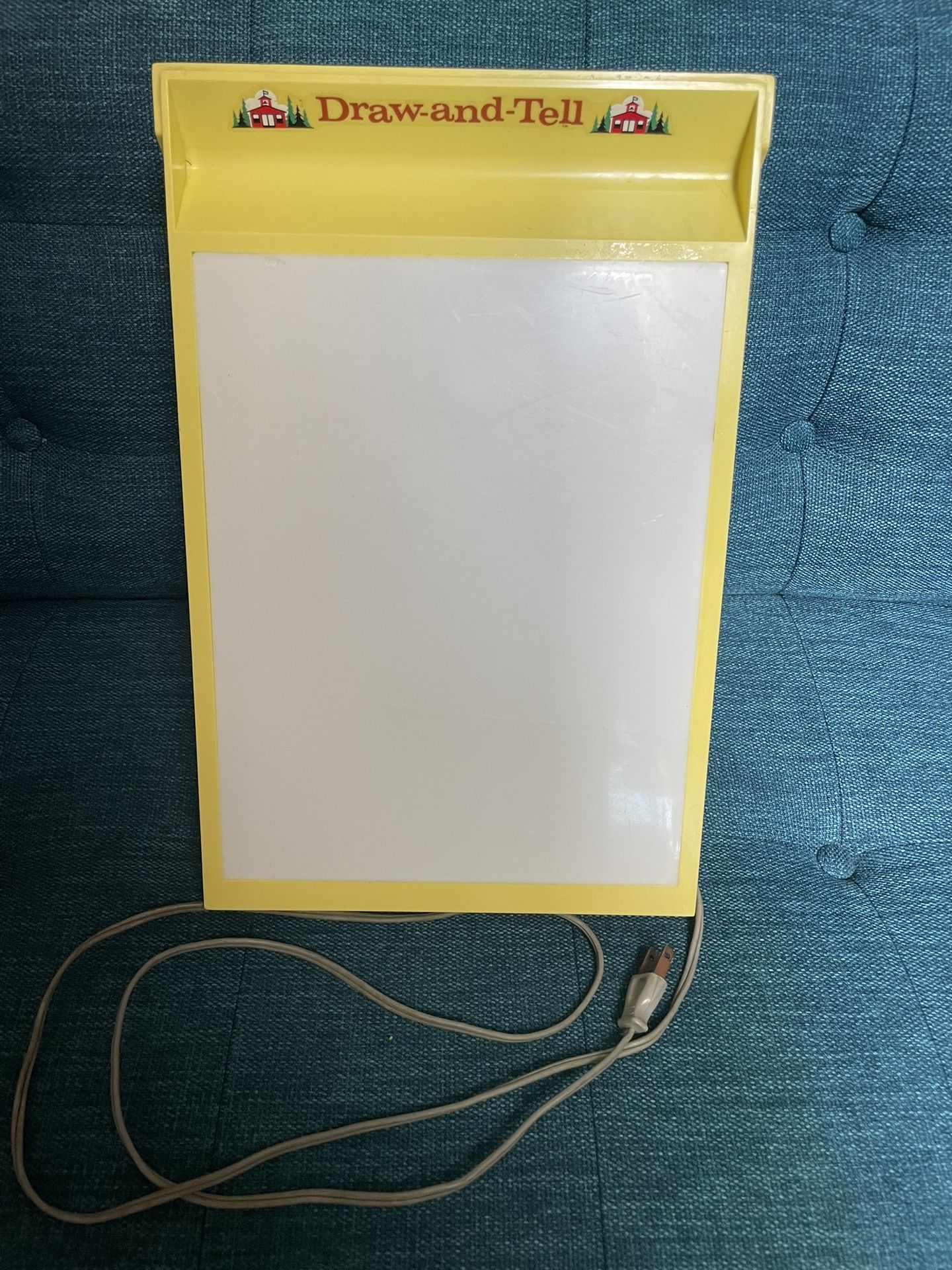 Vintage 1960’s Drawing Light Box Draw And Tell Tracing Toy