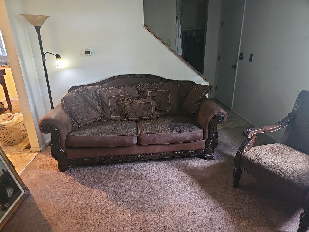 Sofa & 2 Arm Chairs