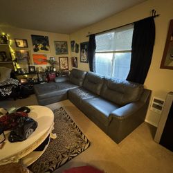 Ashley Furniture L shape Couch MXDJJR0 