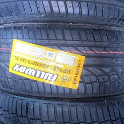 225/40/18 Brand New Set Of Tires 