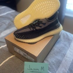 Yeezy 350 Carbon