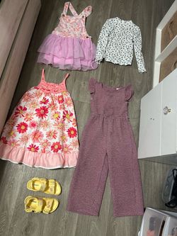 Lote de ropa de niña