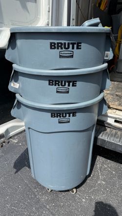 Trash brute 55 gallons