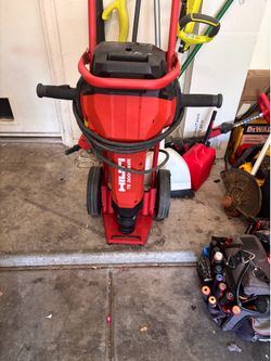 Hilti TE 3000-AVR heavy-duty electric demolition hammer
