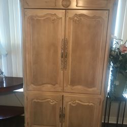 Beautiful Oak Armoire