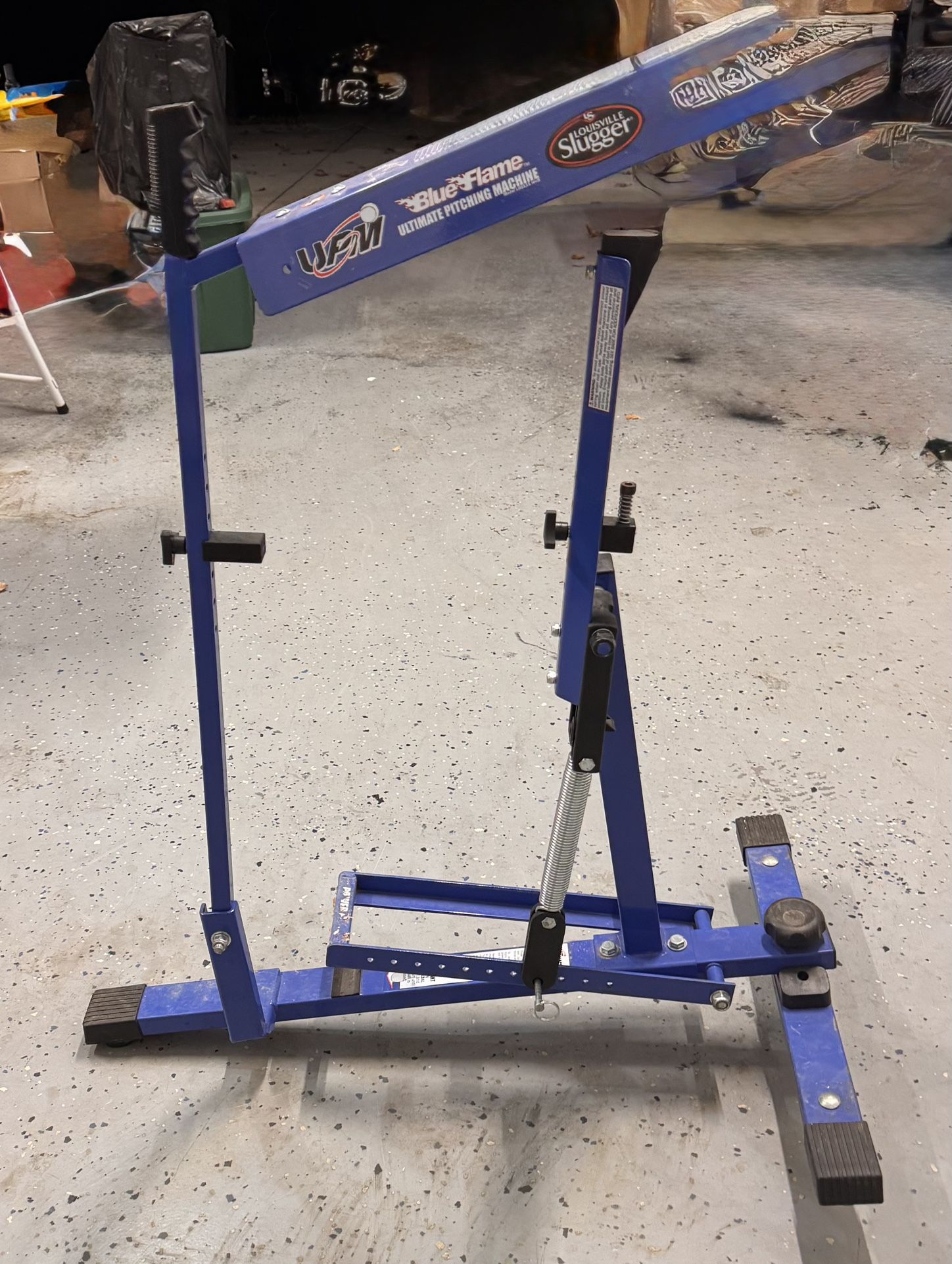 Louisville Slugger Pitching Machine