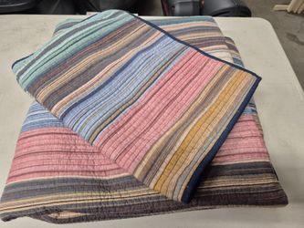 Retro Chic queen size quilt and pillow shams