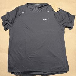 Nike DriFit Running Black workout Shirt XL Extra Large NEW!