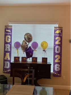 Graduation decorations