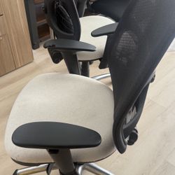 Task Chair