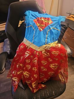 S uper girl costume