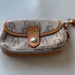 Dooney Bourke Pouch