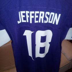 Brand New Nike Youth Medium Justin Jefferson Jersey 